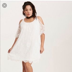 Torrid white cold shoulder dress 4x
